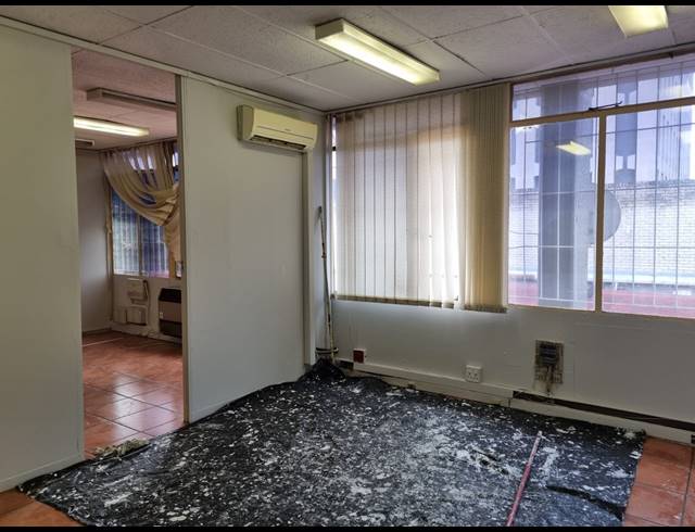 89M² OFFICE TO LET IN NELSPRUIT CENTRAL